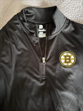 Fanatics Black Boston Bruins Half-Zip Pullover with Yellow Crest